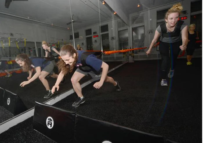 Running Sprint Dash Track and Field Pull Rope Resistance Bands for Football Basketball Powerful Strength Explosive Force