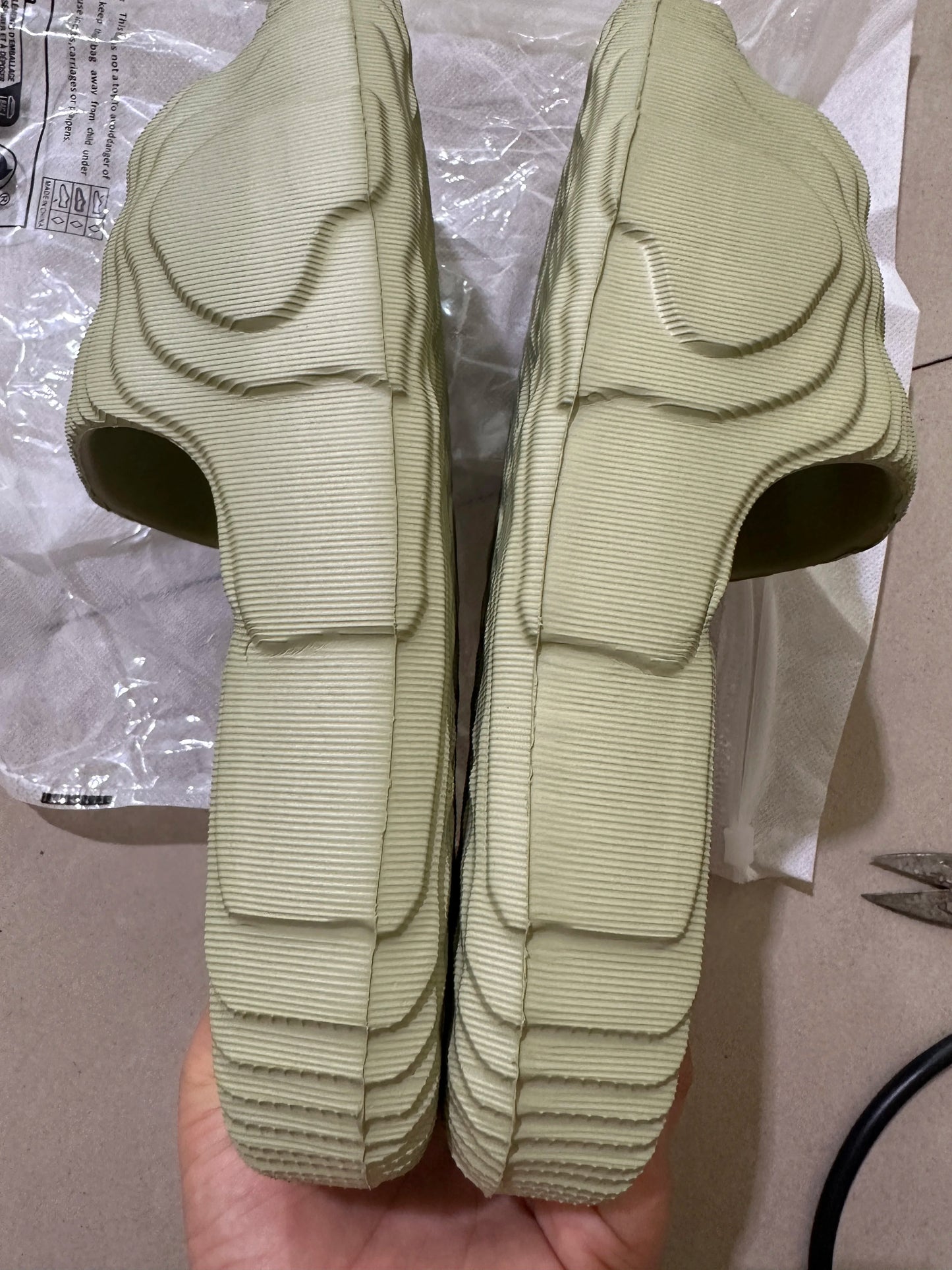 Indoor Outdoor Slippers For Men Women Summer Platform Shoes Soft EVA Anti-slip Couples Bathroom Beach Slides Leisure Sandals