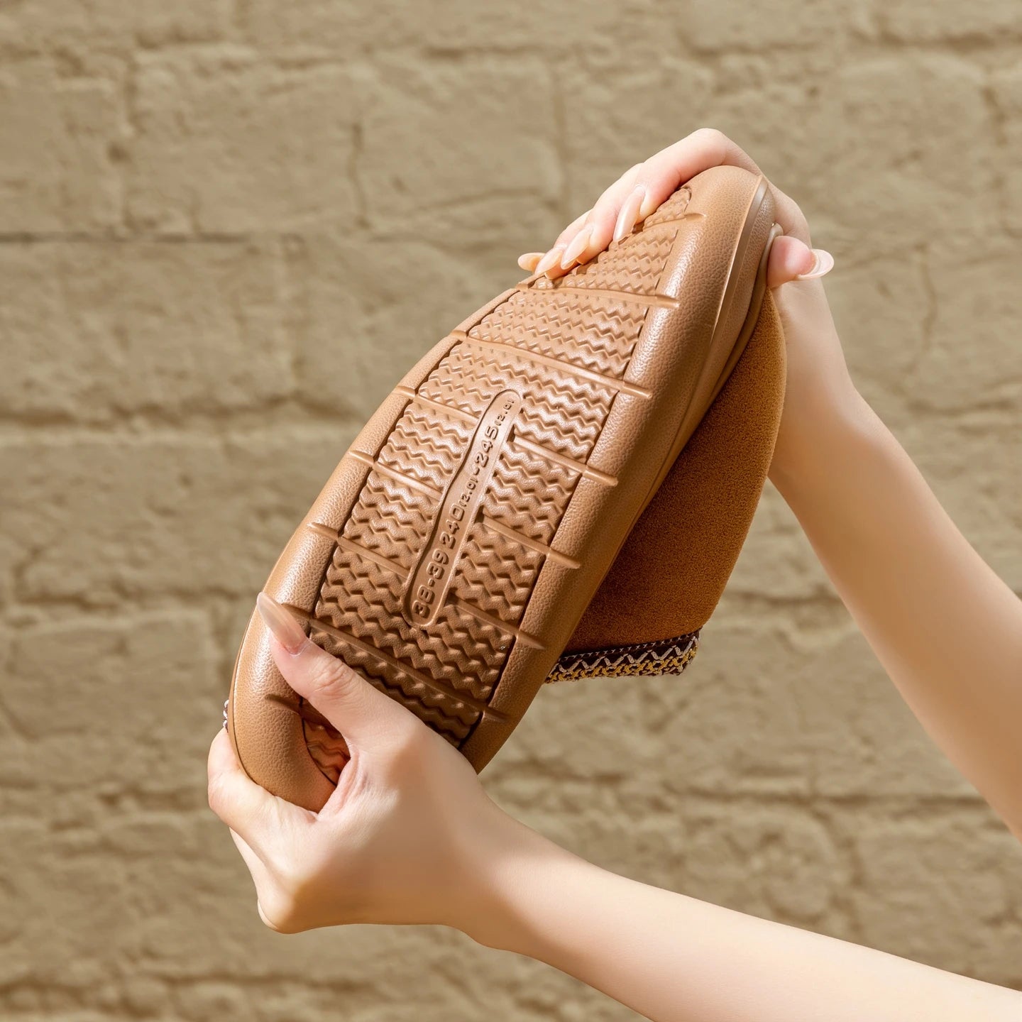 Mens Plush Fleece Lined Slippers With Thick EVA Sole Indoor Outdoor Non Slip