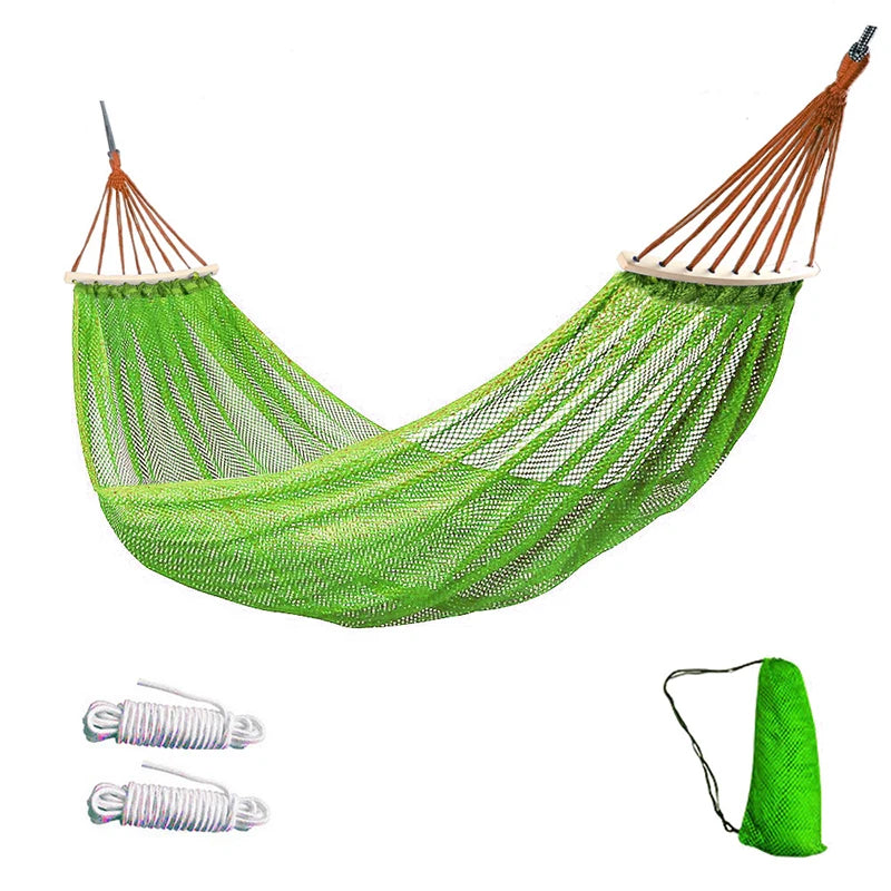 The Hammock Outdoor Ice Wire Mesh Hole Swing and Curved Rod Are Stable Sturdy and Have Good Load-bearing Capacity