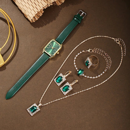 Fashionable Ladies Quartz Watch with Bracelet – Classic Square Design