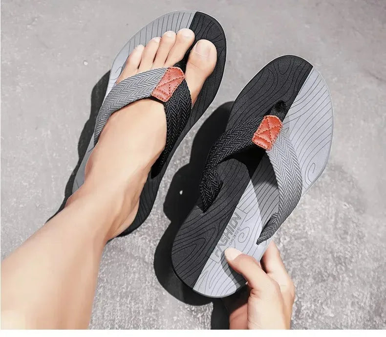 Men Slippers Summer Flip Flops Brand Fashion Outdoor Comfortable Casual Slides Shoes Non-slip Beach Men Sandals