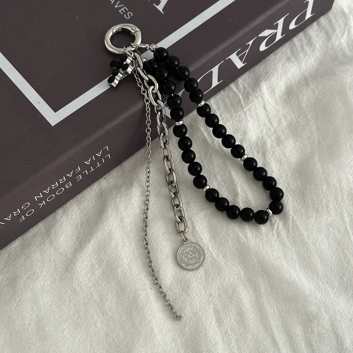 2025 New Pearl Beadeds Chain Keychain Ccb Peach Heart Bead Bag Chain Pendant Jewelry Accessories Daily Wear Keychain Gifts