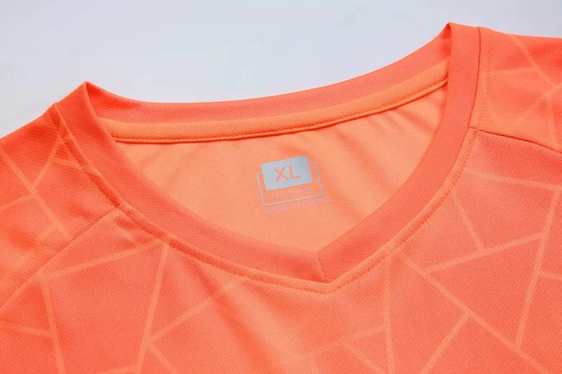 Men Kid 2024 Soccer Goalkeeper Uniform Protective Sponge Long Sleeve Football Training Goalkeeper Top Soccer Jersey Pants Custom