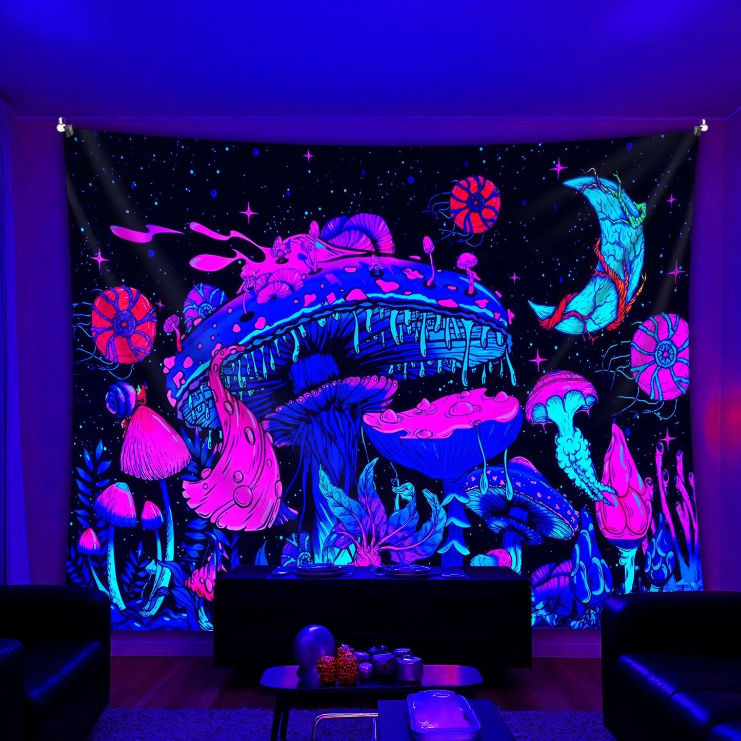 Glow-in-the-Dark Mushroom Wall Tapestry – Home & Room Decor