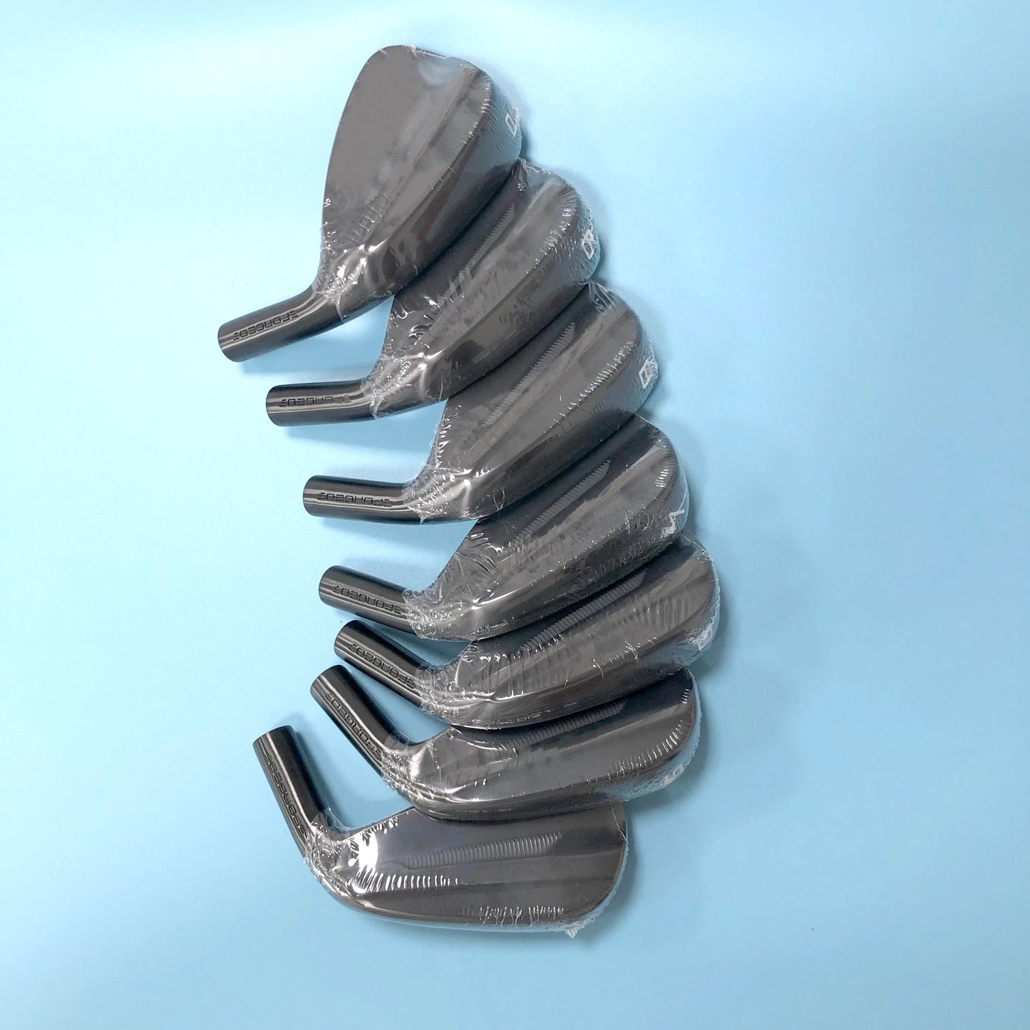 2025 Hot Selling New Golf irons Set Black Forged Irons 45 6789P 7pcs Golf Clubs Grip P790 Golf Club Iron Set 7pcs Head Cover