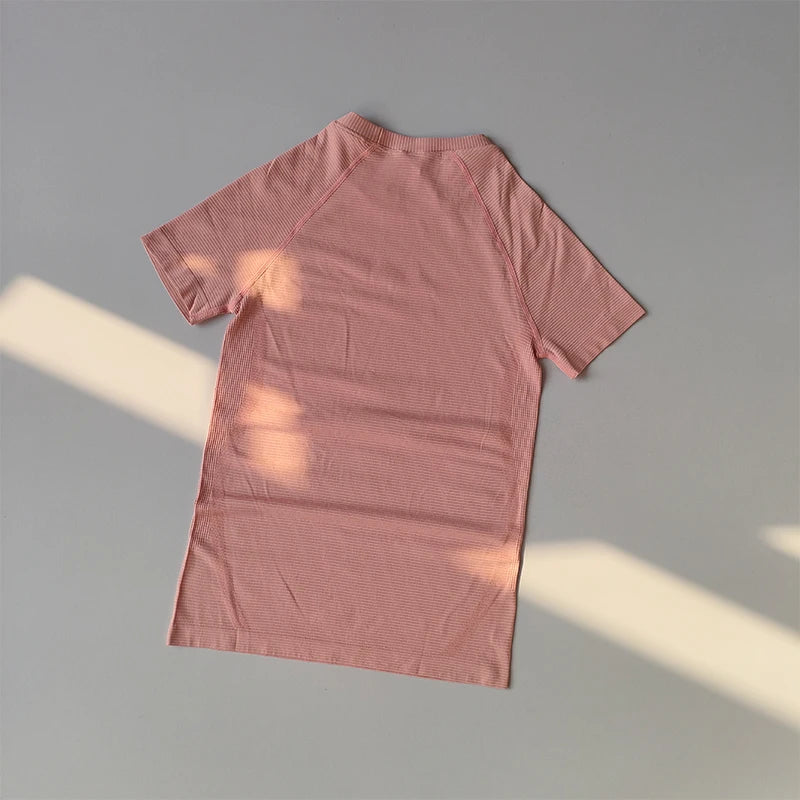 Sports Tops Quick-drying Ladies Fitness Running Yoga Short-sleeved Moisture-wicking Elastic Breathable Yoga Suit T-shirt