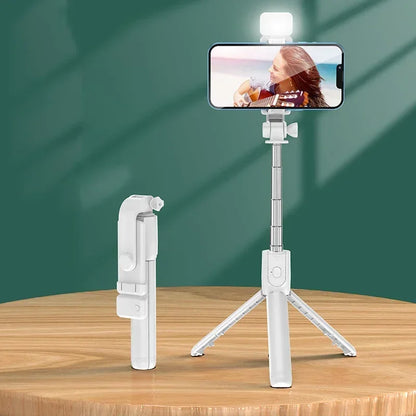 Telescopic Bluetooth Selfie Stick Tripod for Smartphones 700mm