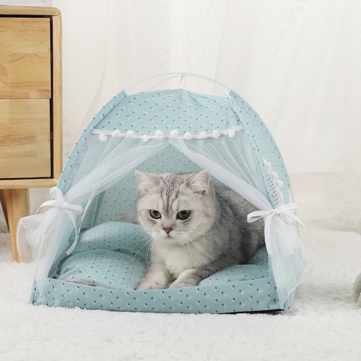 Pet Tent Bed – Soft, Comfortable, Indoor Cat Furniture