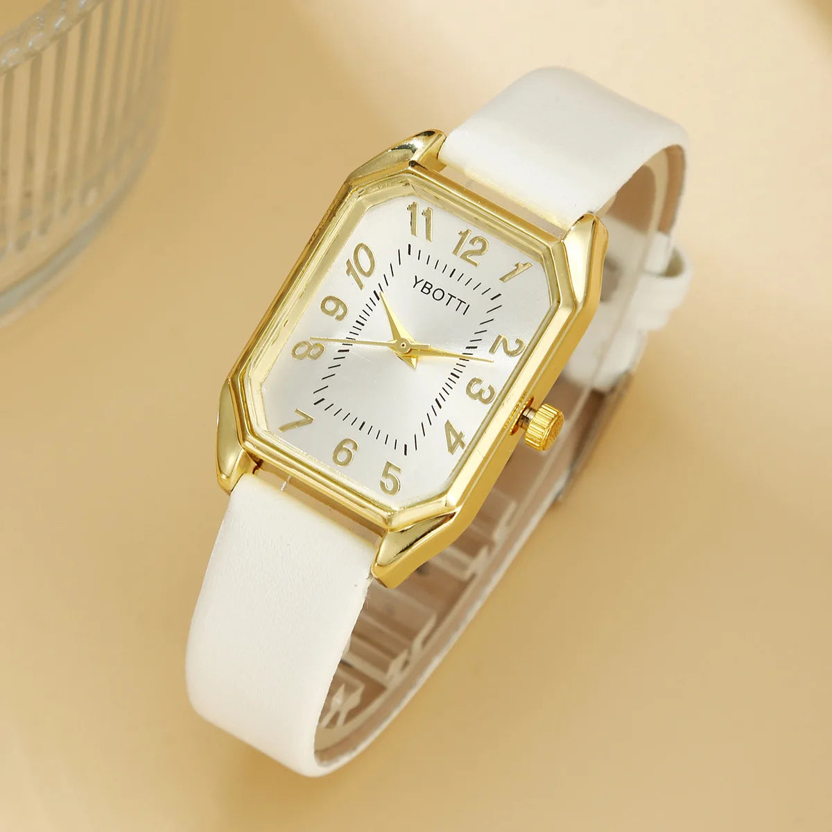 Fashionable Ladies Quartz Watch with Bracelet – Classic Square Design