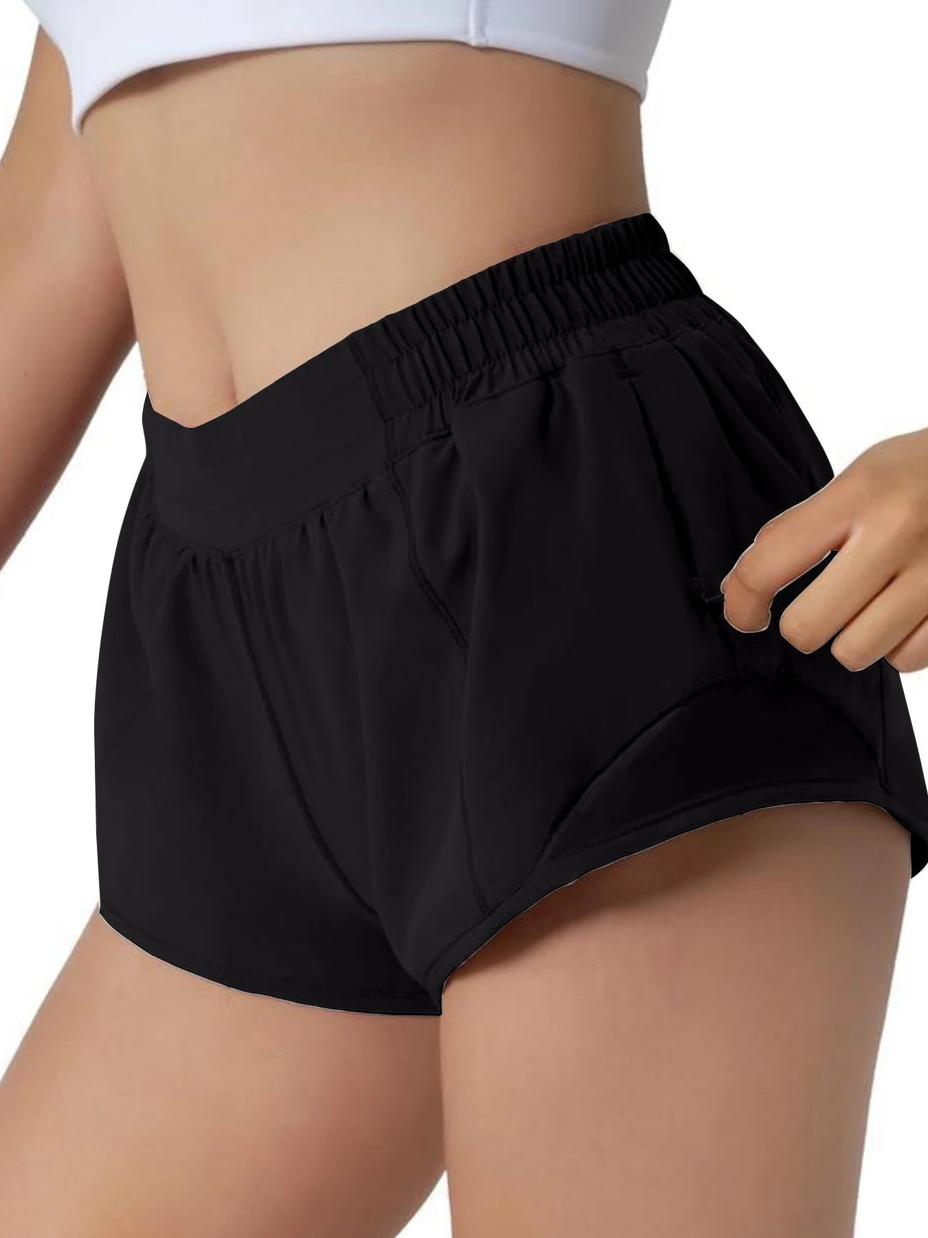 Quick drying sports shorts with lined zipper pockets, women's high waisted running shorts