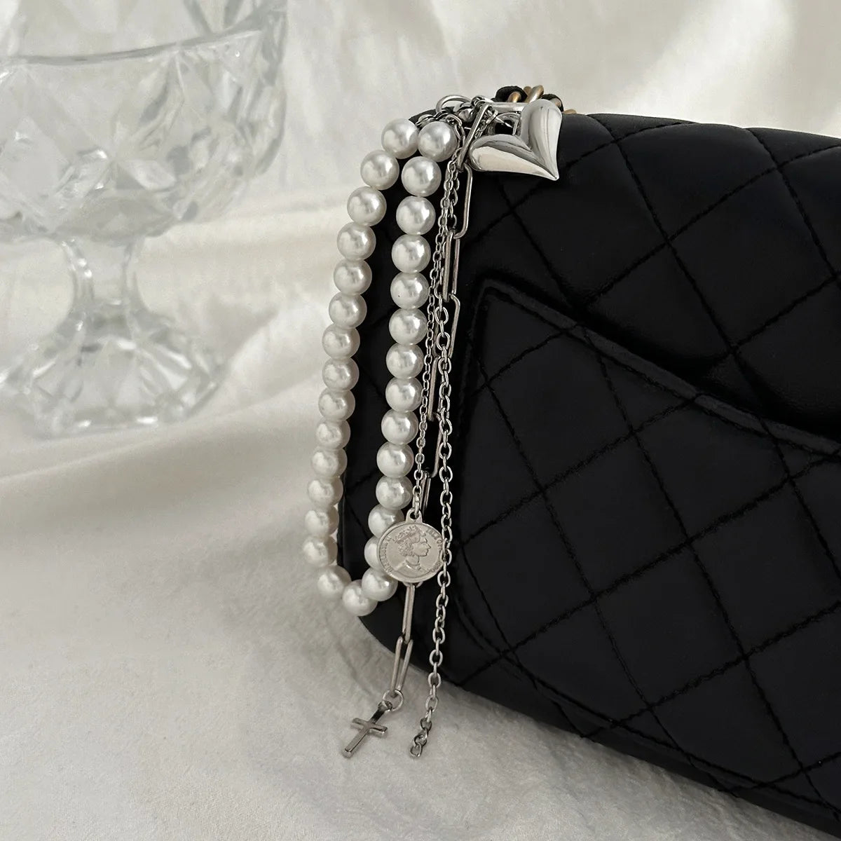 2025 New Pearl Beadeds Chain Keychain Ccb Peach Heart Bead Bag Chain Pendant Jewelry Accessories Daily Wear Keychain Gifts