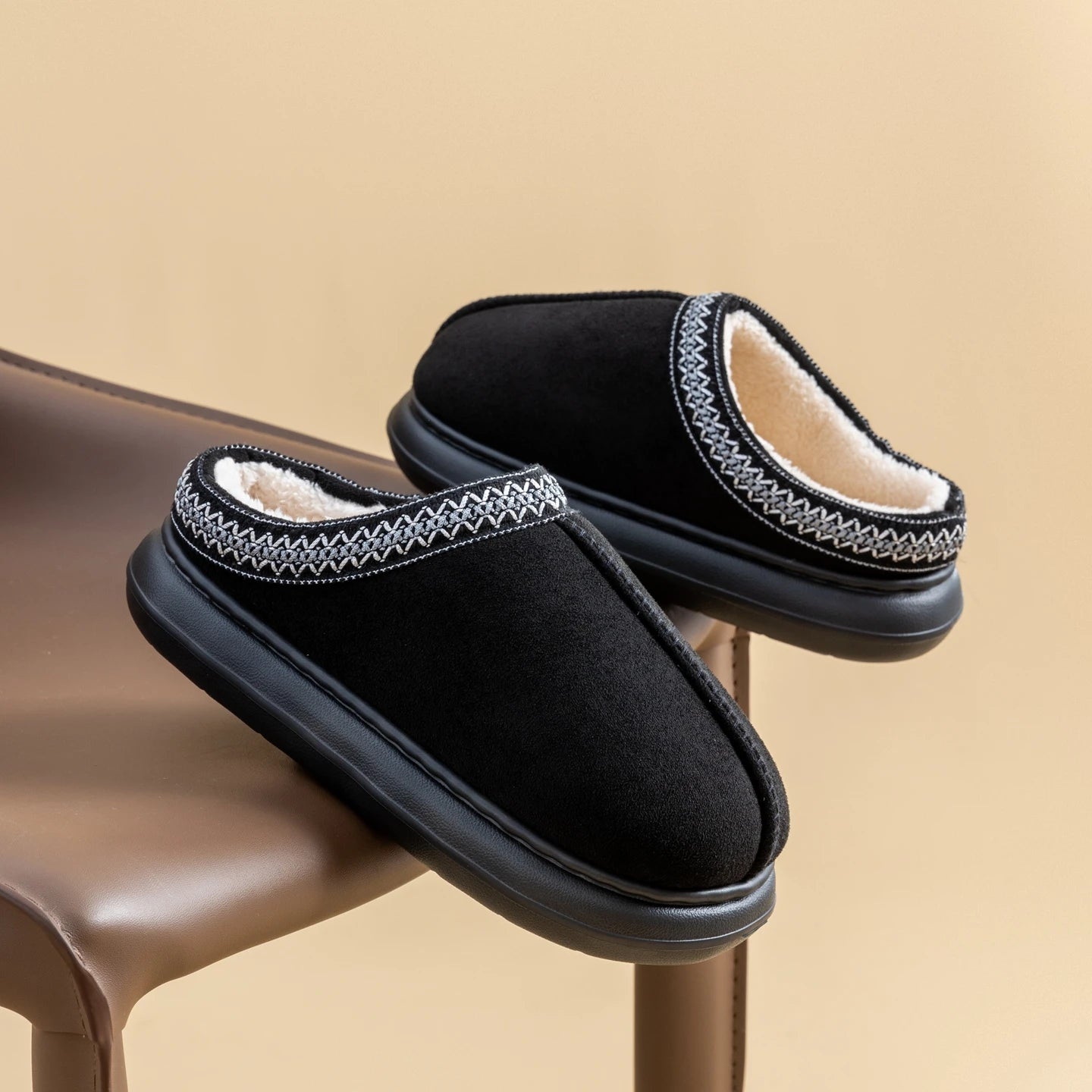 Mens Plush Fleece Lined Slippers With Thick EVA Sole Indoor Outdoor Non Slip