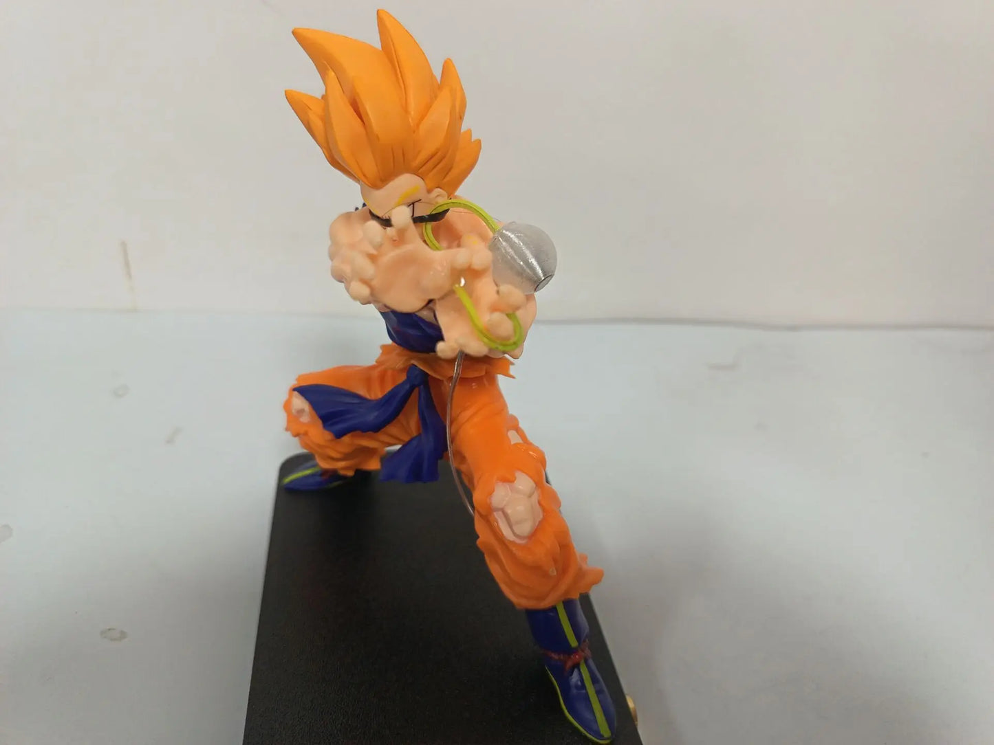 In Stock Dragon Ball Son Goku Light Lamp Model Kakarotto Kamehameha Wave Magnetic Ornament Anime Action Figure Collectible Gift