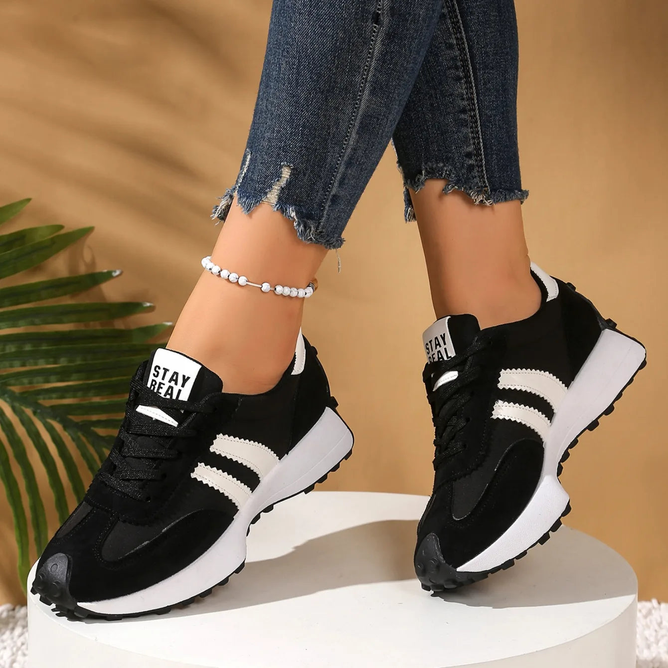 Spring Thick Bottom Women Sneakers 2025 Summer Casual Patchwork Leather Sneakers Women Outdoor Casual Comfortable Shoes Ladies