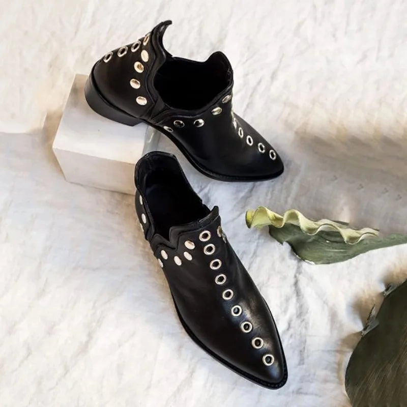 Women's Ankle Boots Autumn New Versatile Pointed Rivet Personalized Short Boots for Women Plus Size43