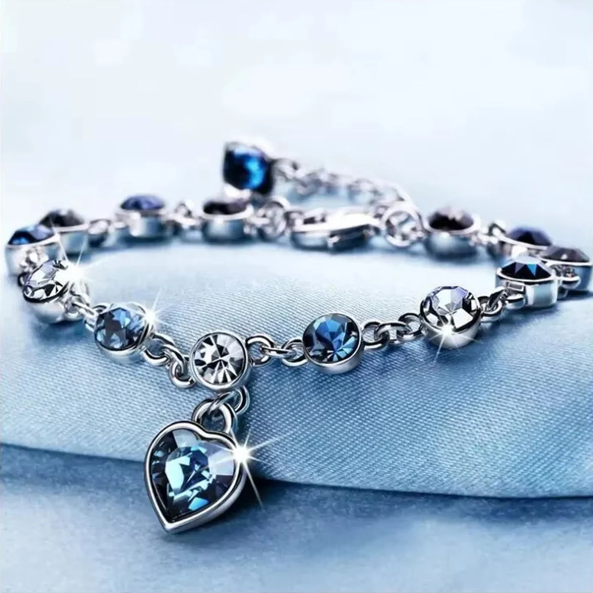 Women Silver Color Lucky Bracelet Female Blue Crystal Heart Charm Pulseras Bracelet Bridal Wedding Engagement Fine Jewelry