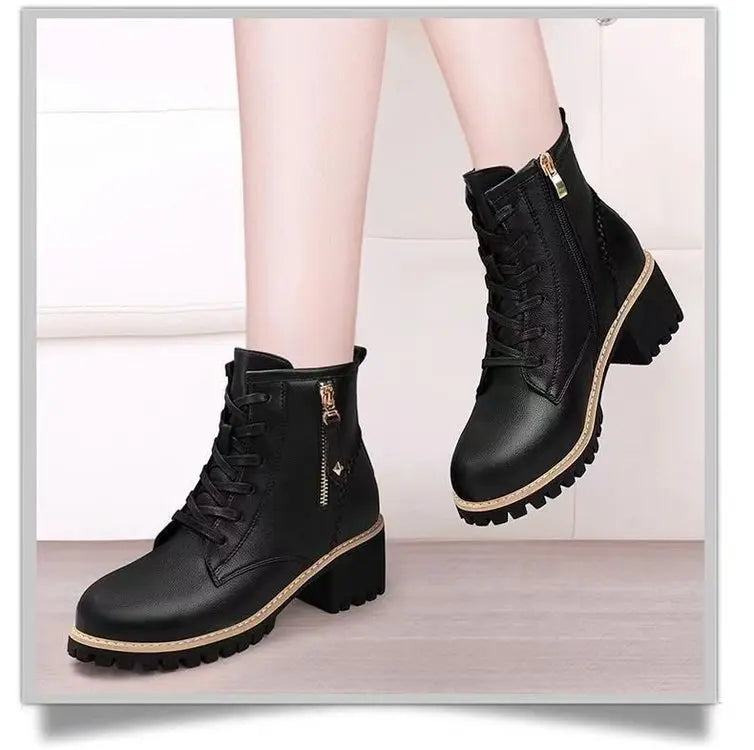 Women's Chunky Sole Ankle Boots     Lace-Up & Side-Zip Combat Boots Winter Fleece-Lined Booties Versatile Leather Boots Platfo