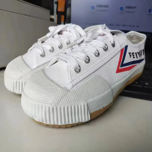 Kung Fu Karate Footwear Sports Training Sneakers Kung Fu Wushu Shoes Martial Arts Tai Chi Taekwondo Chinese Shoes Wushu Mujer