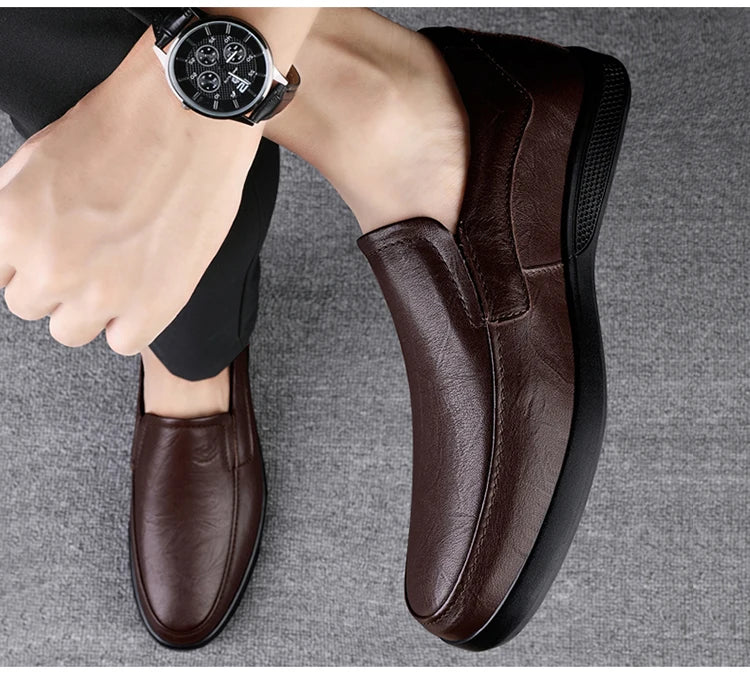 Men Handcrafted Layered Cowhide Leather Business Casual Shoes With Rubber Sole