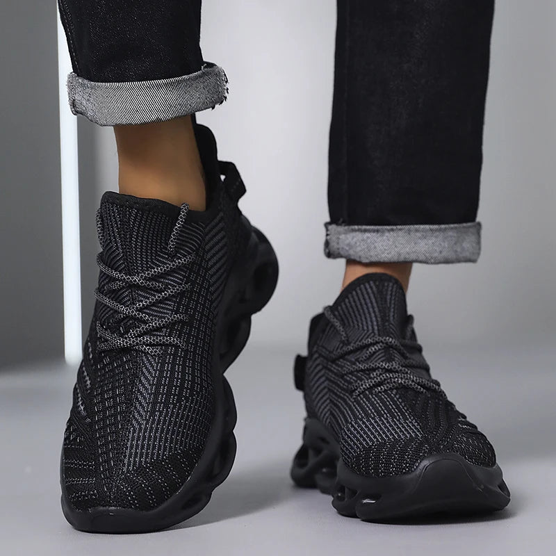 Hot Selling Men's Running Shoes Breathable Sports Sneakers Outdoor Non-Slip Sneakers Couple Casual  Comfortable Running Shoes