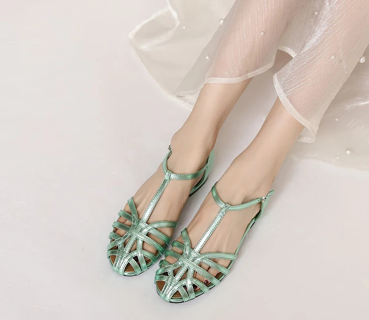 ZAROY Summer Cross Strap Flat Sandals Women Round Toe Ankle Buckle Hollow Casual Roman Sandalia Zapatos De Mujer сандали