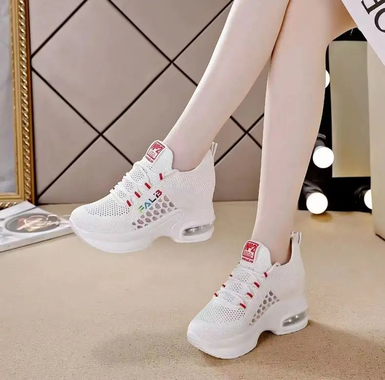 Breathable Thick Bottom Comfortable Women's Sneakers 2024 New Womens Lace Up Wedge Shoes Versatile Female Shoes