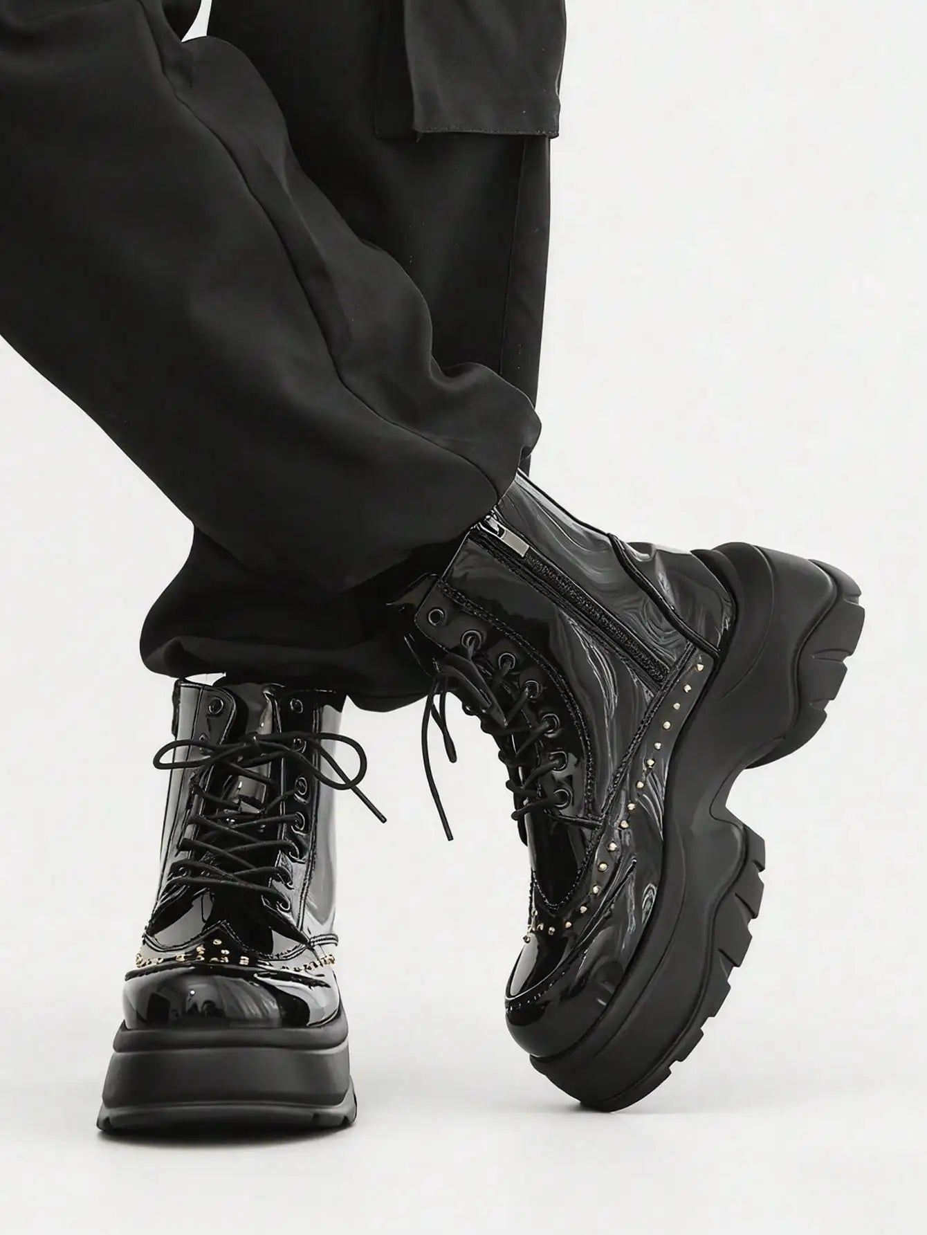 Mid-Calf Leather Motorcycle Boots With Rivet And Lace-Up 4.5 cm Thick Sole