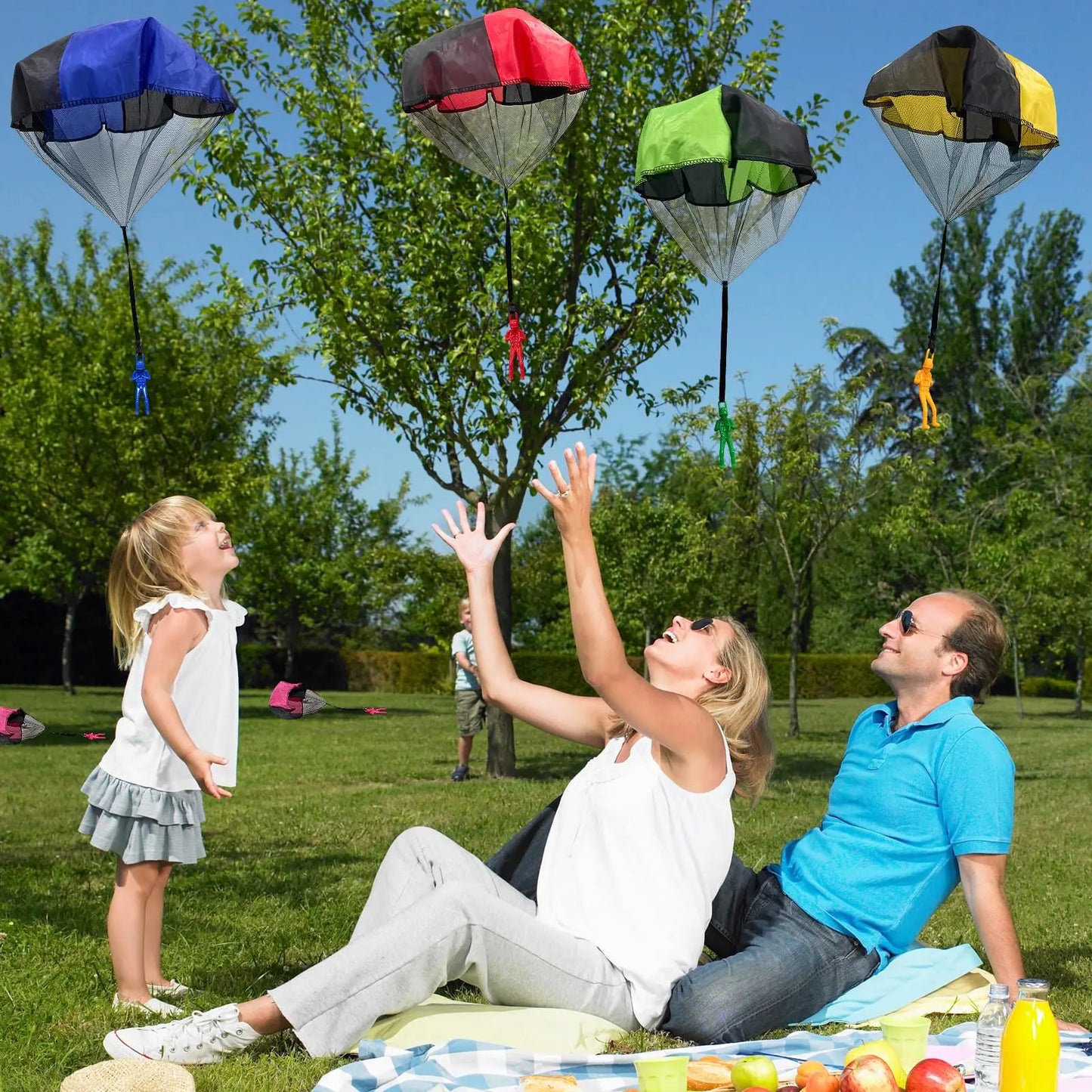 6/12PCS Parachute Toy Tangle Free Outdoor Flying Parachute Hand Throw Flying Toys for Spring Children's Day Kids Party Favors