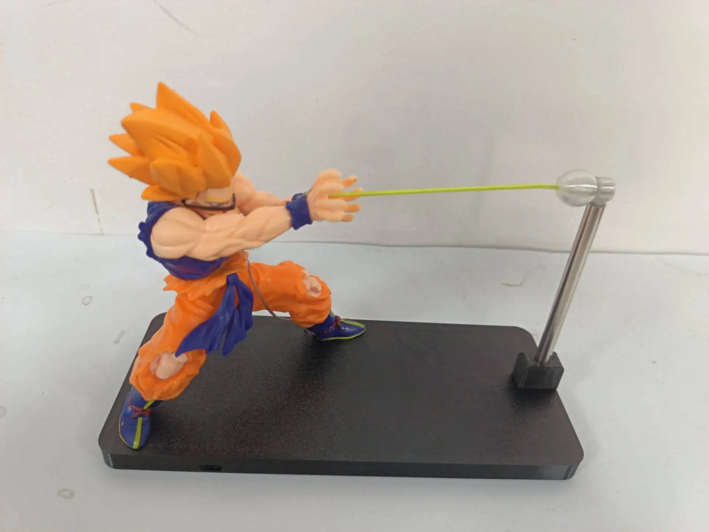 In Stock Dragon Ball Son Goku Light Lamp Model Kakarotto Kamehameha Wave Magnetic Ornament Anime Action Figure Collectible Gift
