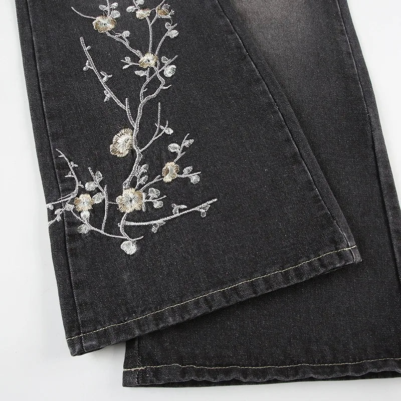Floral Embroidery Jeans Vintage 2000s Low Rise Flared Jeans Women Retro Y2k Baggy Denim Pants High Street Basic Trousers
