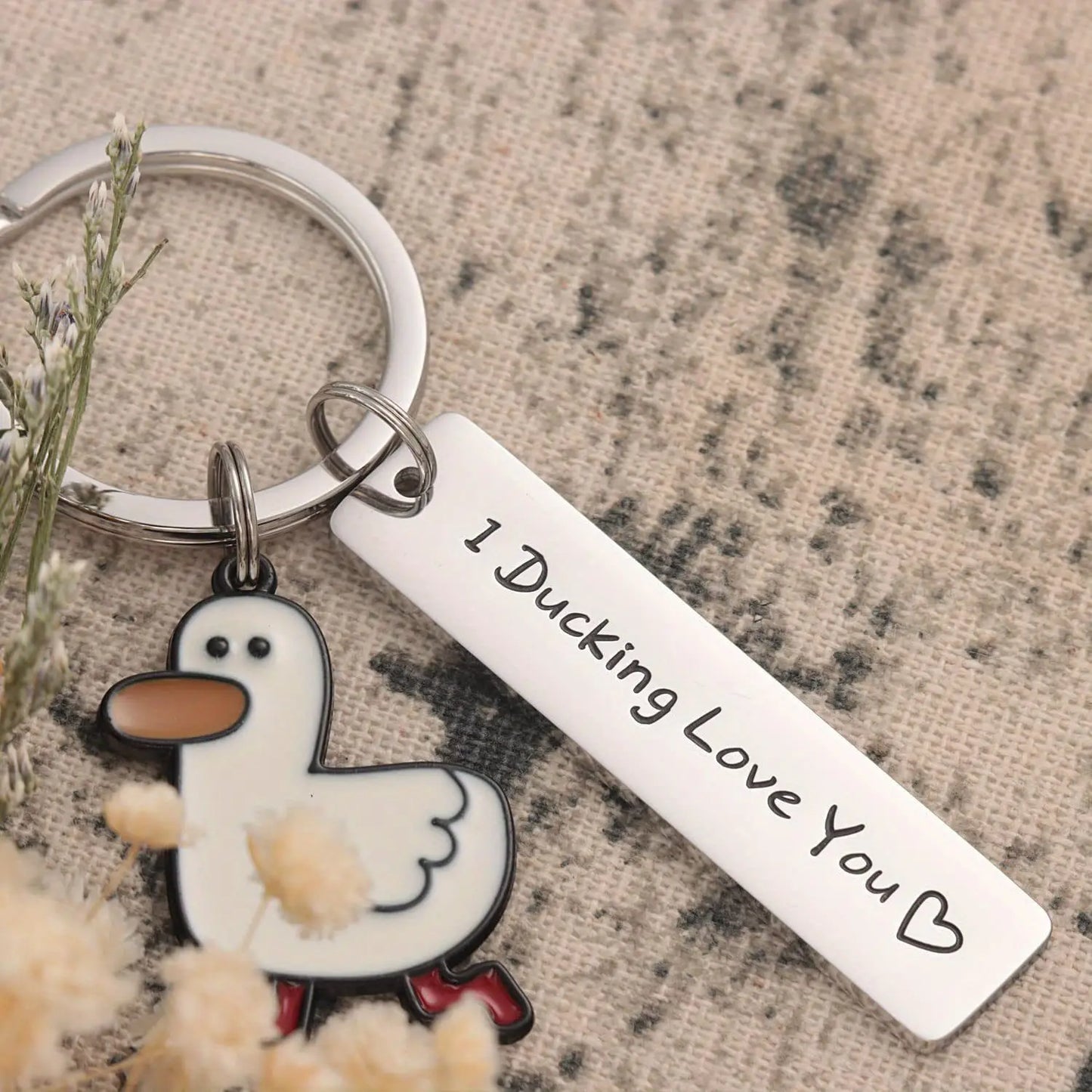 Funny Lover Gift I Ducking Love You Cute Duck Pun Keychain Couples Jewelry Valentine’s Day Gift for Boyfriend Girlfriend