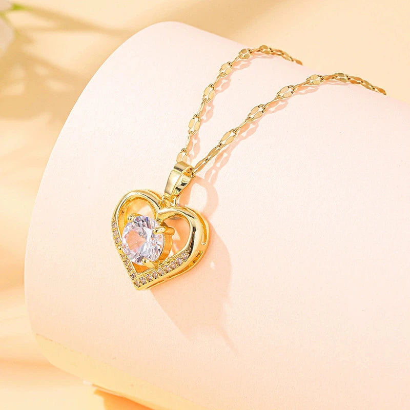 Htpwe Artificial Gems Heart Pendant Necklace for women Golden Stainless Steel Lips Neck Chain Female Necklaces Jewelry for Girl