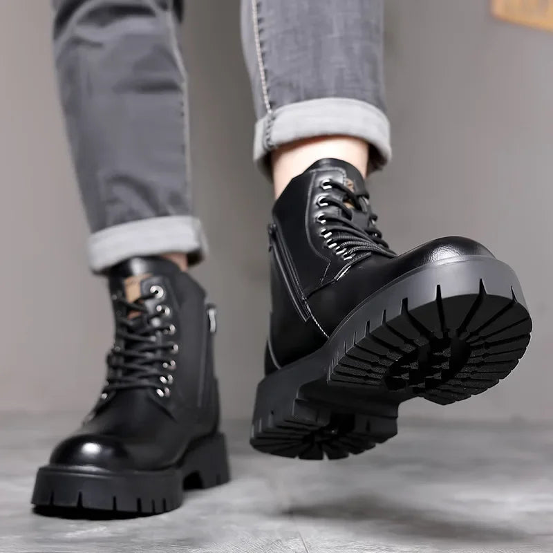 Winter thick soled Men's boots Outdoor waterproof laceup genuine leather boots male Comfortable warm leather shoes Botas Zapatos
