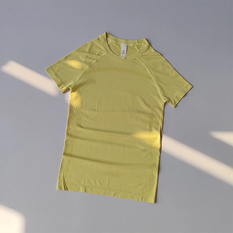 Sports Tops Quick-drying Ladies Fitness Running Yoga Short-sleeved Moisture-wicking Elastic Breathable Yoga Suit T-shirt