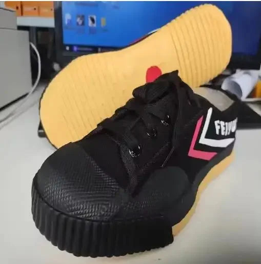 Kung Fu Karate Footwear Sports Training Sneakers Kung Fu Wushu Shoes Martial Arts Tai Chi Taekwondo Chinese Shoes Wushu Mujer