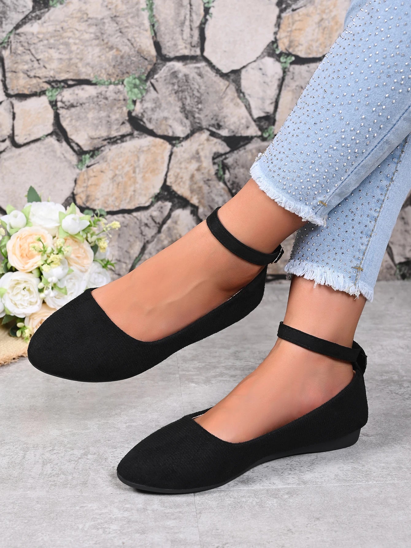 Women's Retro Mary Jane Shoes, Black Low-Top Square-Toe Ankle Strap Flat Shoes, Fashionable Retro Style, Comfortable Soft-Soled Ballet Flats, Suitable for Daily Wear, Spring and Autumn Seasons