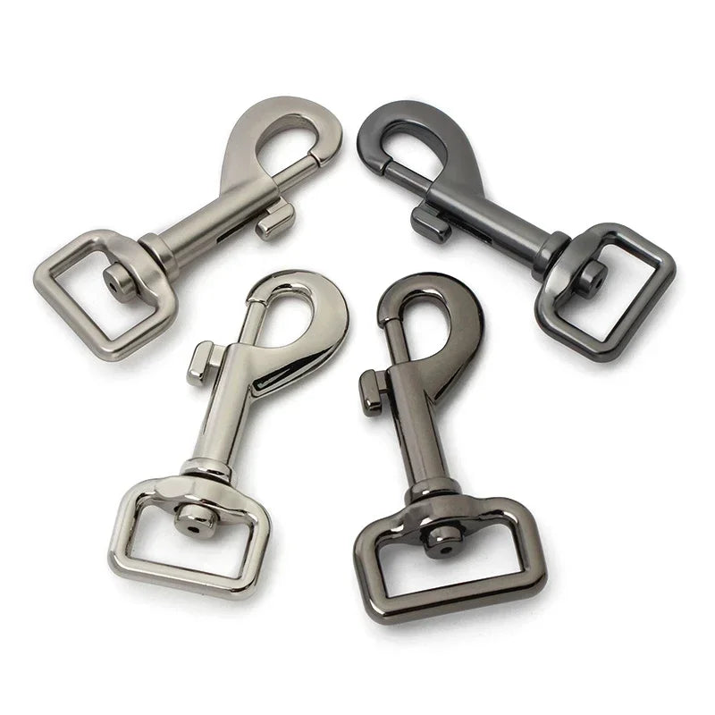 Dog Leash Clip Pets Carabiner Auto Locking Carabiner With Swivel Rotating Ring For Outdoor Keychain Pet Leash Hook Accessories