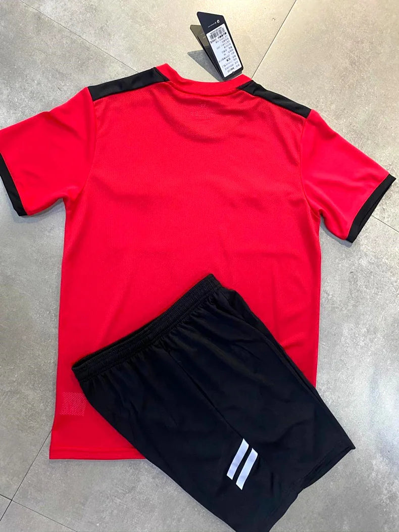 Football Kits 2025 Men Referee Uniforms Soccer Football Jerseys Shirts Pockets Judge Short Sleeve Team Shirt Sportswear Clothes