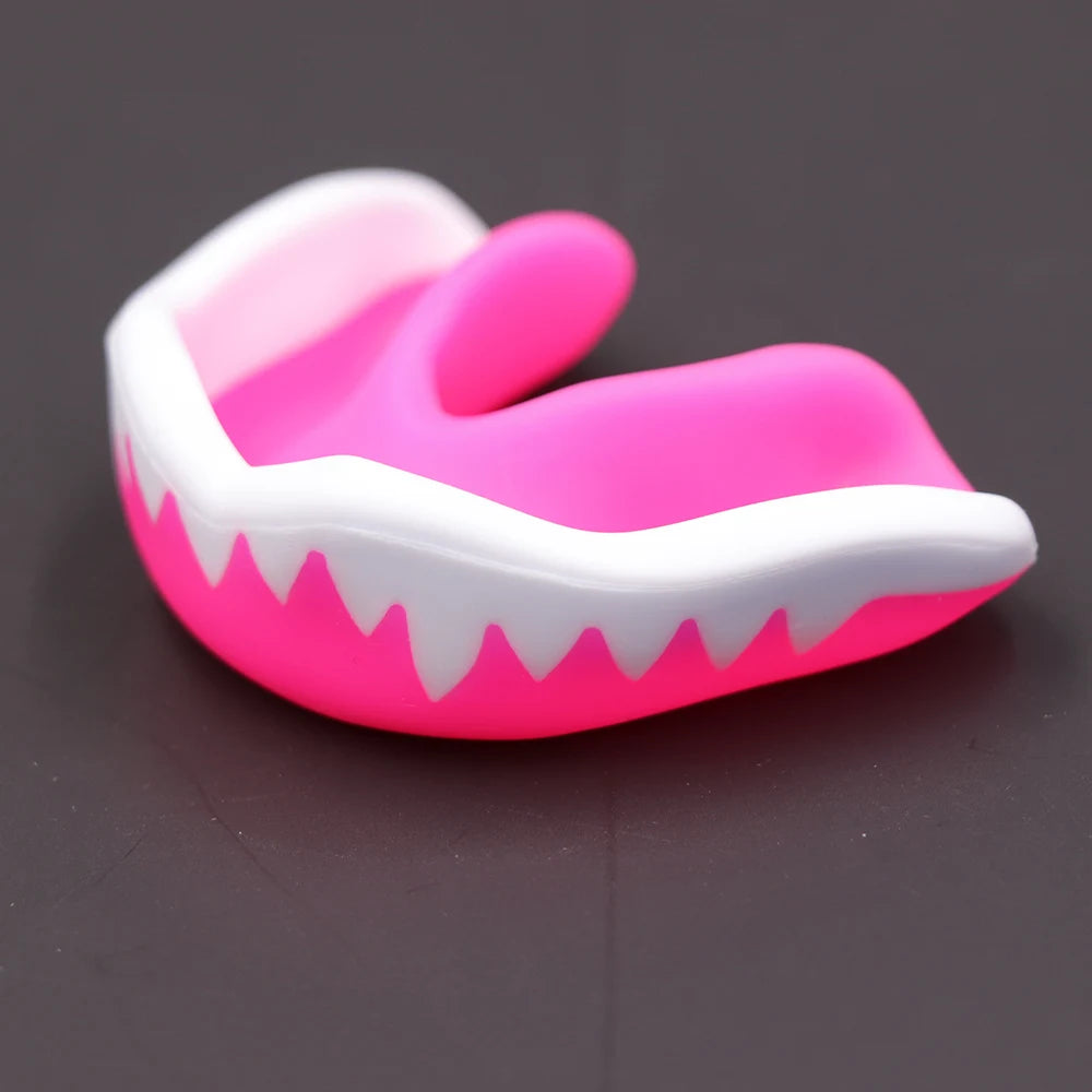 Boxing MMA Wrestling Mouth Guard, Football Rugby Sports Gum Shield, Slim Fit Design for Maximum Teeth Protection and Comfort