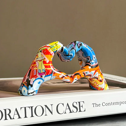 Resin Hand Heart Gesture Statue For Home Decoration Heart Shaped Valentine Gift