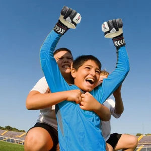 Sportout Goalie Gloves, Goalkeeper Gloves with Fingersave, Soccer Gloves, Breathable Soccer Goalie Gloves, 4mm Latex, for Kids