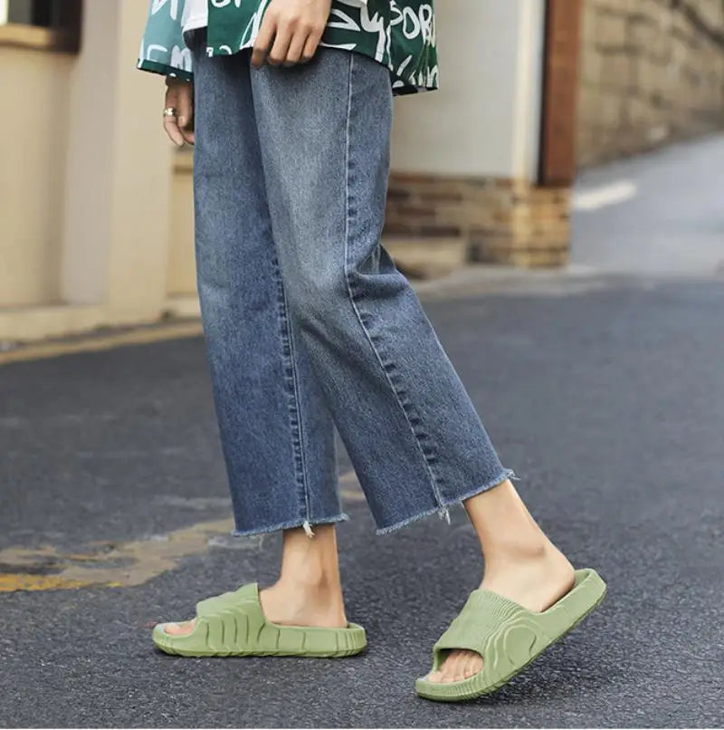 Indoor Outdoor Slippers For Men Women Summer Platform Shoes Soft EVA Anti-slip Couples Bathroom Beach Slides Leisure Sandals