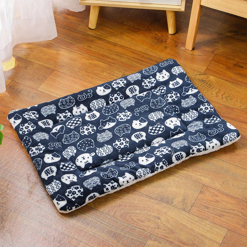 Flannel Pet Sleeping Mat – Soft Dog & Cat Bed for Small and Large Pets