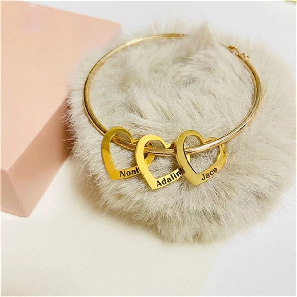 Women’s Stainless Steel Name Bracelet – Personalized Heart Jewelry
