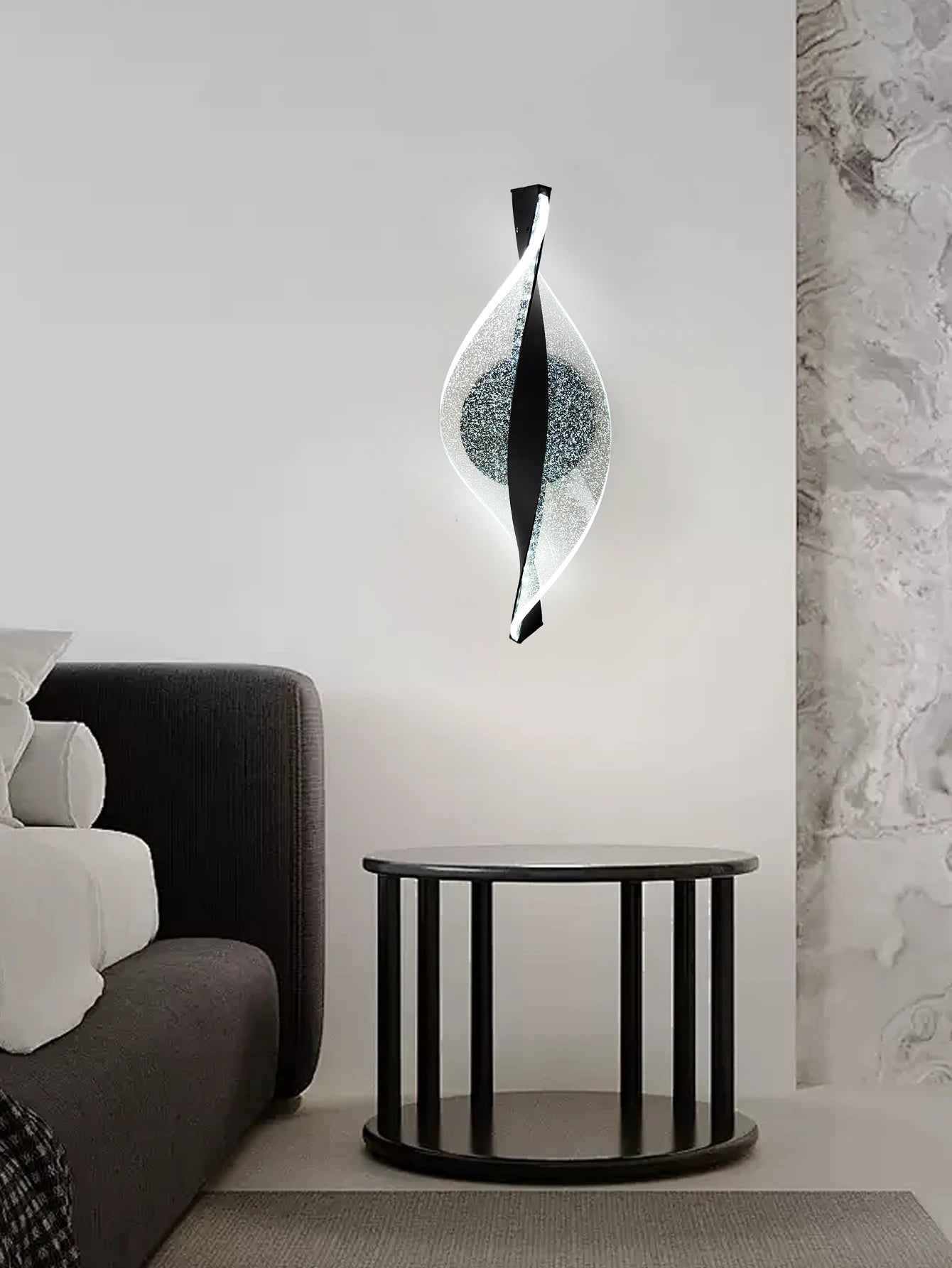 Modern Gold/Black Acrylic LED Wall Light – Bedroom and Living Room Decor