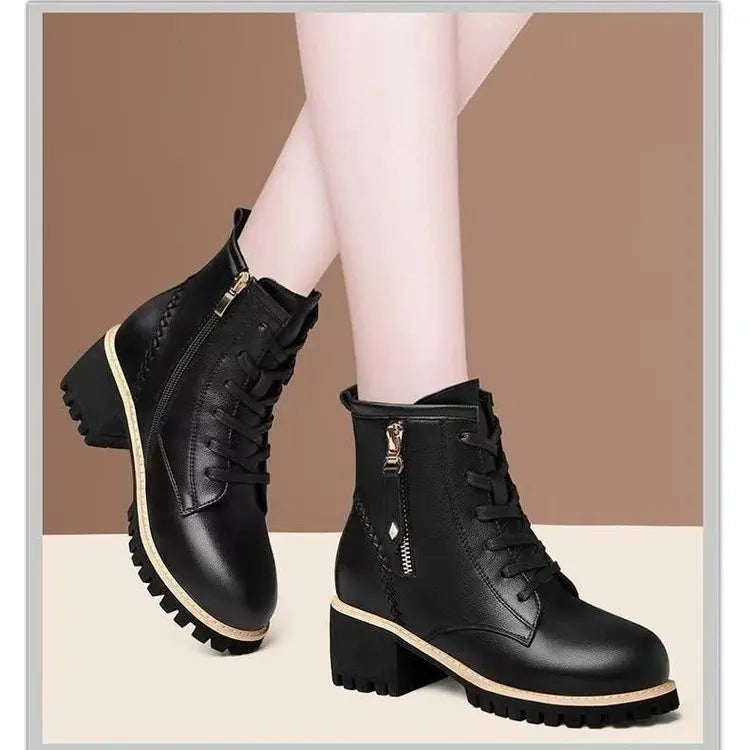 Women's Chunky Sole Ankle Boots     Lace-Up & Side-Zip Combat Boots Winter Fleece-Lined Booties Versatile Leather Boots Platfo