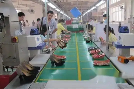 Comfortable Solid Color Medium Top Snow Boots Versatile Non-slip Winter Warm Outdoor Boots