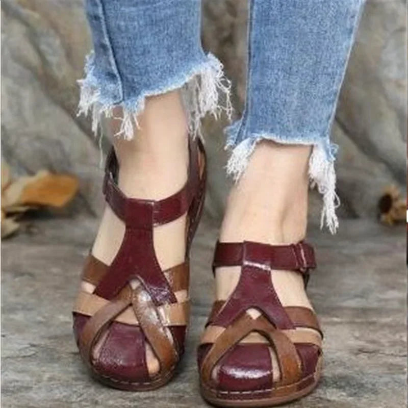 2025 Female Sandals Summer Cool Shoes Simple Design Comfortable Lightweight For Summer Beach Indoor Outdoor