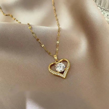 Heart Shaped Pendant Necklace, Hollow Design, Zinc Alloy Jewelry